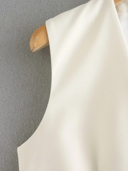 Γυναικείο γιλέκο με κουμπιά και απομιμήσεις τσέπες