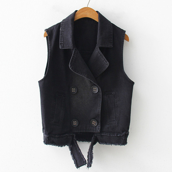 Novi model ženskog prsluka na dugmad u crnoj boji