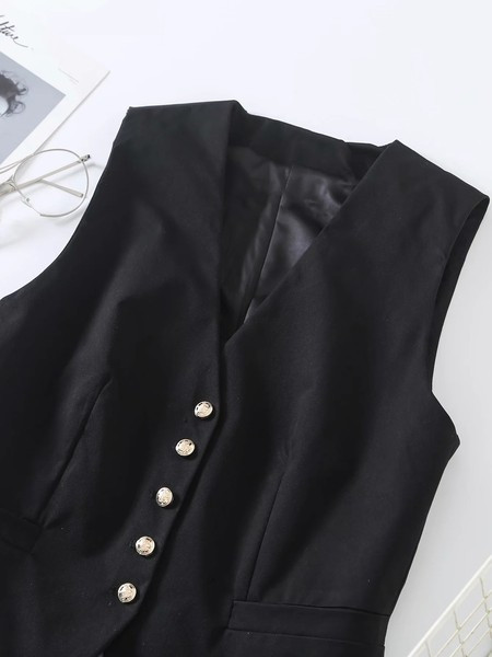 Sieviešu pieguļoša veste ar špica kakla izgriezumu un pogām