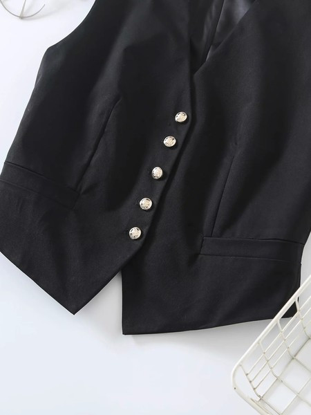 Sieviešu pieguļoša veste ar špica kakla izgriezumu un pogām