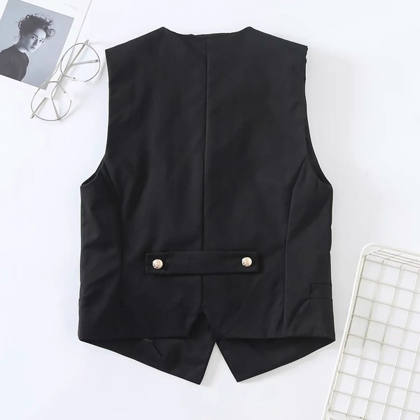 Sieviešu pieguļoša veste ar špica kakla izgriezumu un pogām