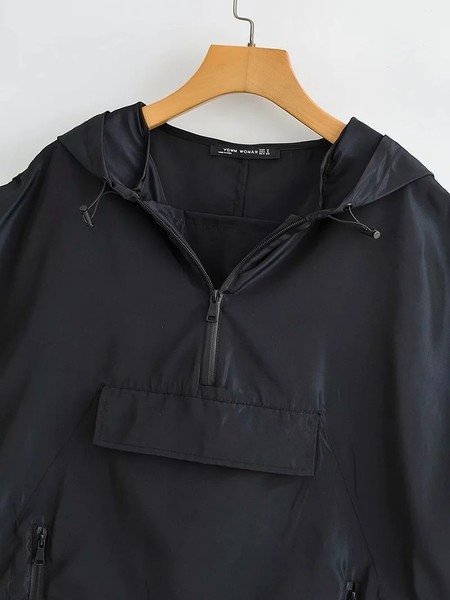 Αθλητικό και καθημερινό γιλέκο με τσέπη και κουκούλα