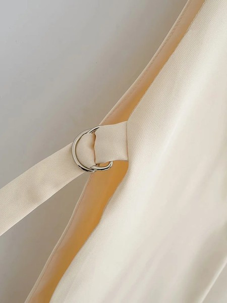 Γιλέκο μοντέρνο γυναικείο  με σχισμές και κορδόνια