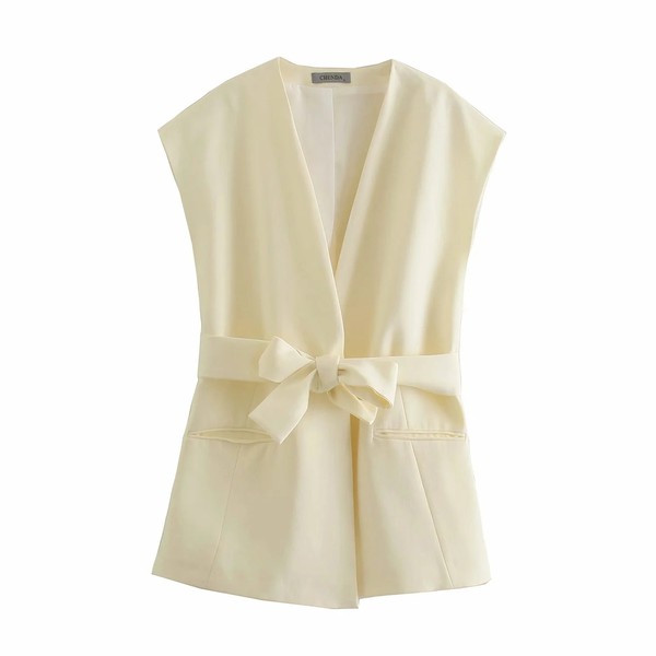 Γυναικείο γιλέκο με ζώνη και τσέπες