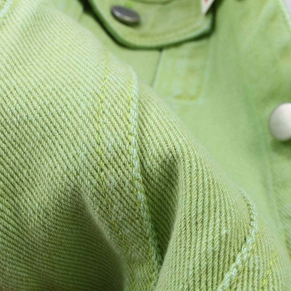 Moderna sieviešu džinsa veste ar metāla dambreti rozā un zaļā krāsā