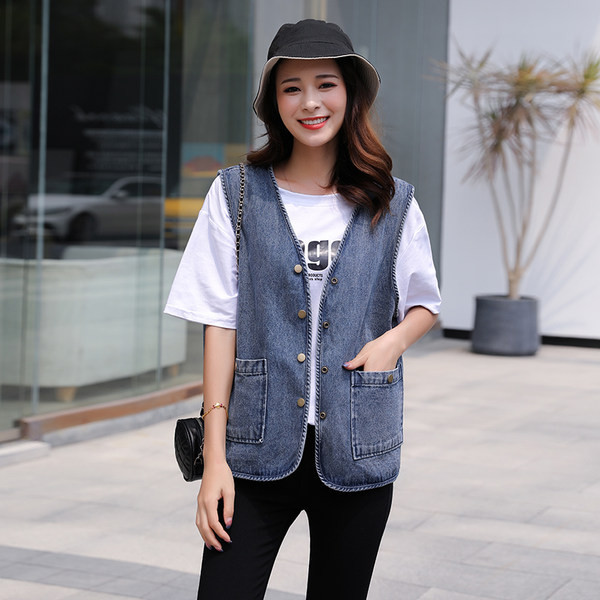 Γυναικείο γιλέκο με τσέπες και κουμπιά σε μπλε χρώμα