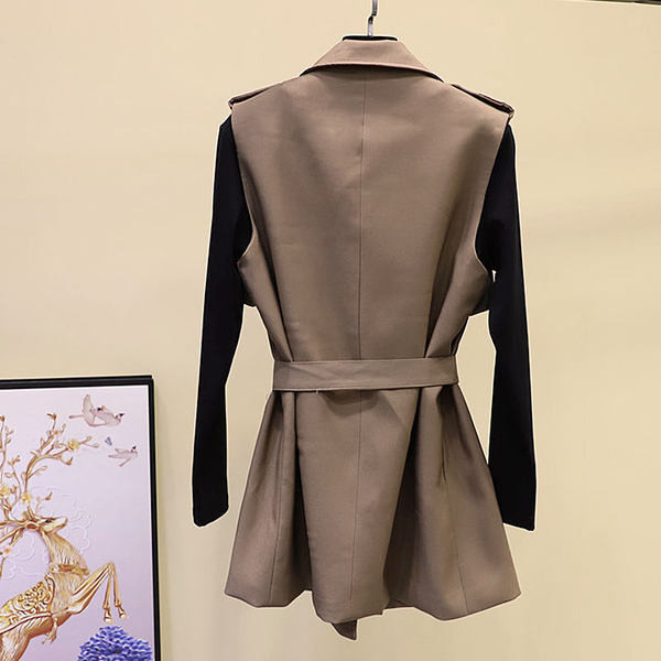 Τρέχον γυναικείο γιλέκο με ζώνη