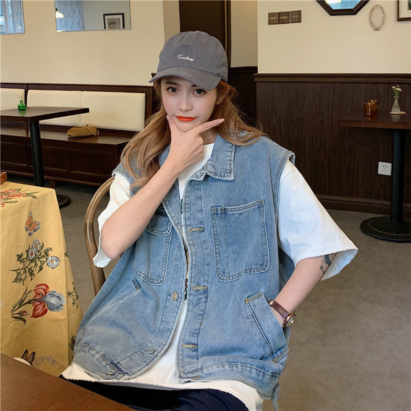 Γυναικείο γιλέκο casual με τσέπες - φαρδύ μοντέλο