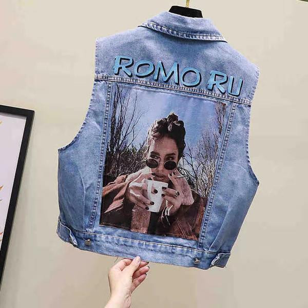 Γυναικείο γιλέκο άνοιξη με απλικέ στο πίσω μέρος - δύο μοντέλα