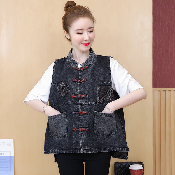 Sieviešu džinsa veste-retro stilā ar kabatām