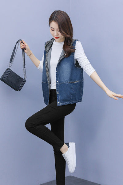 Ženski ležerni traper prsluk s kapuljačom i džepovima