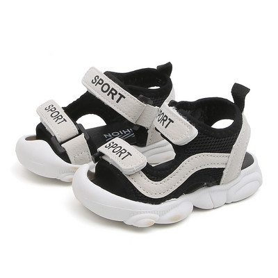 Παιδικά σανδάλια για αγόρια με την επιγραφή - αναπνέει