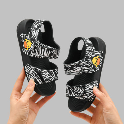 Παιδικά σανδάλια με velcro και απλικέ