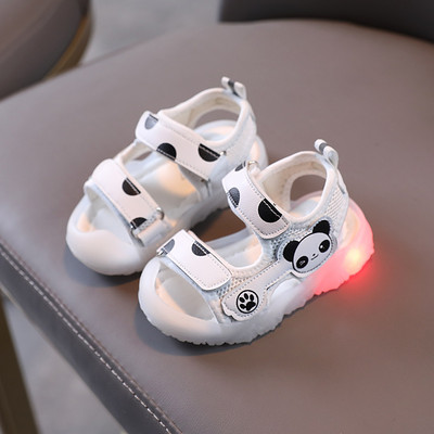 Jauns bērnu gaismas sandaļu modelis ar dekorāciju un velcro aizdari