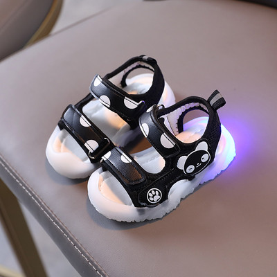 Jauns bērnu gaismas sandaļu modelis ar dekorāciju un velcro aizdari