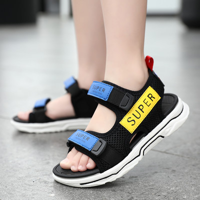 Dječje casual sandale sa naljepnicama i natpisom