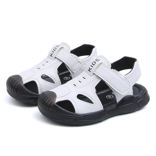 Sandale casual din imitație de piele și petice velcro pentru băieți