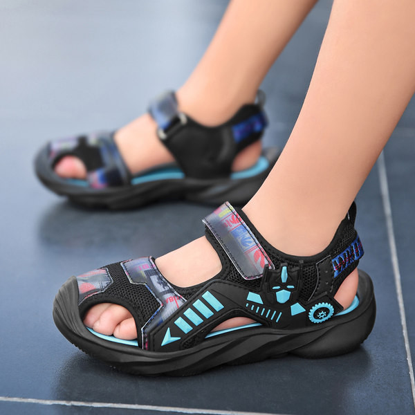 Moderne dječačke sandale od mrežaste tkanine