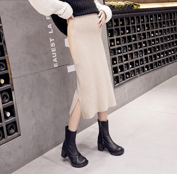 Stilingas moteriškas sijono tiesus modelis su skeltuku nėščiosioms