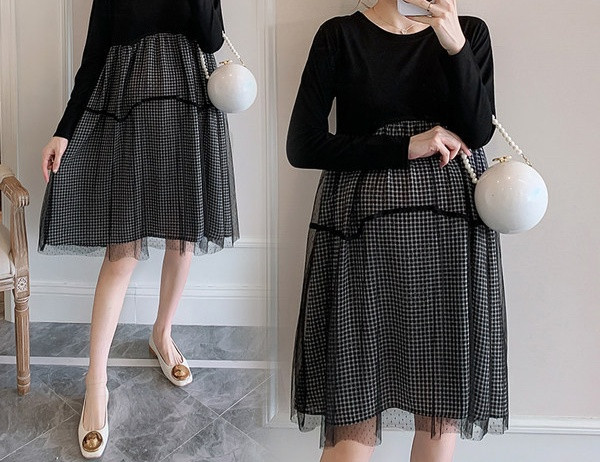 Aktualan ženski model haljine ovalnog izreza za trudnice