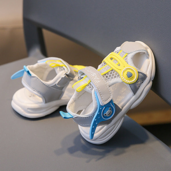 Dječje sandale s ravnim potplatom i mrežicom za djevojčice i dječake