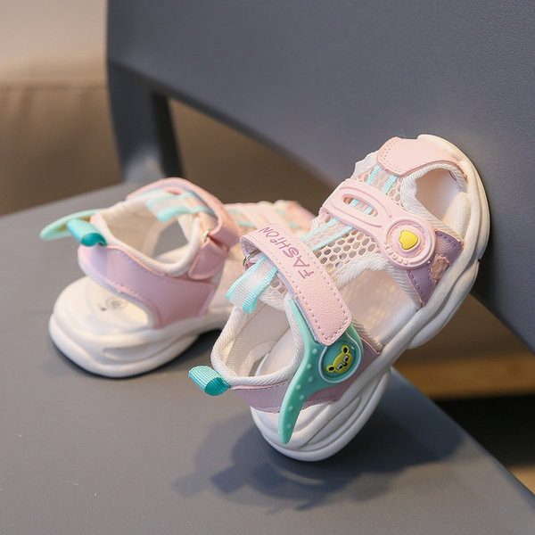 Dječje sandale s ravnim potplatom i mrežicom za djevojčice i dječake