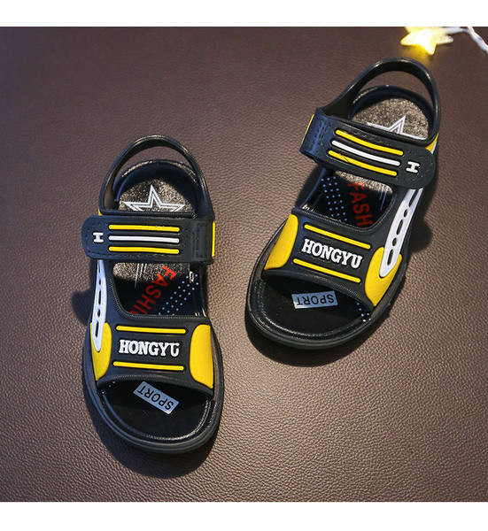 Poistele sobivad laste sandaalid