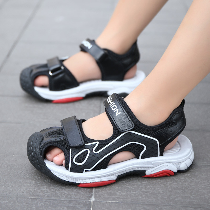 Moderne ljetne sandale od eko kože i tekstila