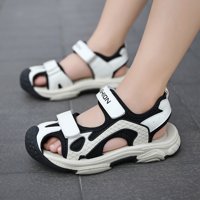 Moderne ljetne sandale od eko kože i tekstila