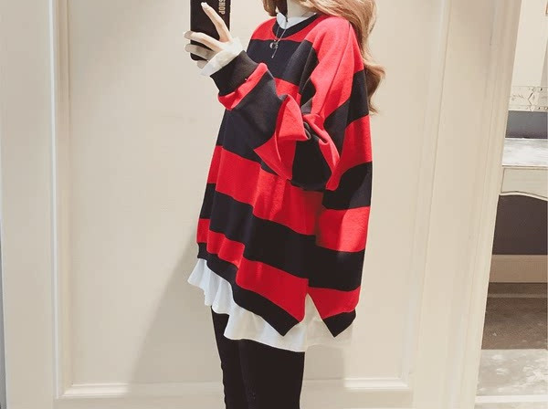 Μοντέρνα  γυναικεία ριγέ μπλούζα με μακριά μανίκια για έγκυες γυναίκες