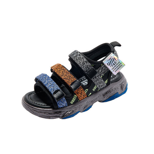 Dječje sandale sa naljepnicama u dvije boje pogodne za dječake