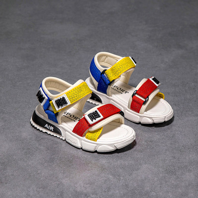 Dječje ležerne sandale u crno-bijeloj boji