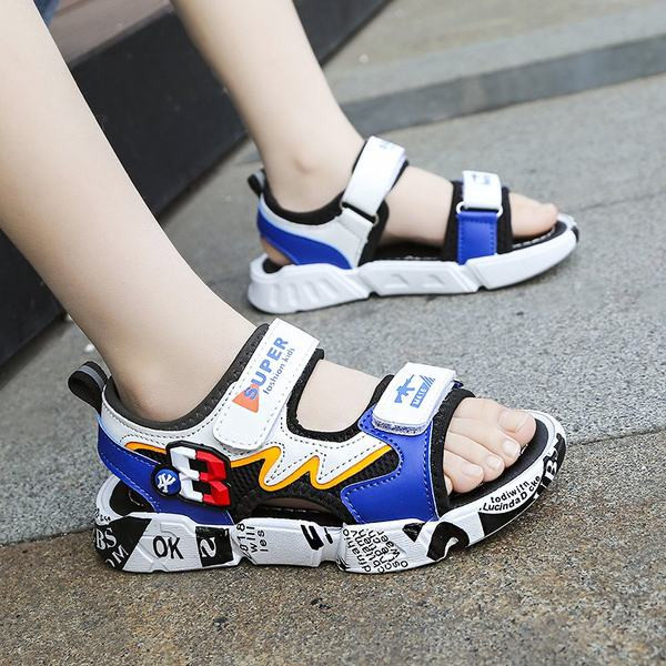 Šarene dječje sandale s naljepnicama za dječake