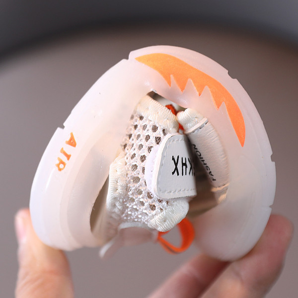 Παιδικά σανδάλια με στερέωση velcro