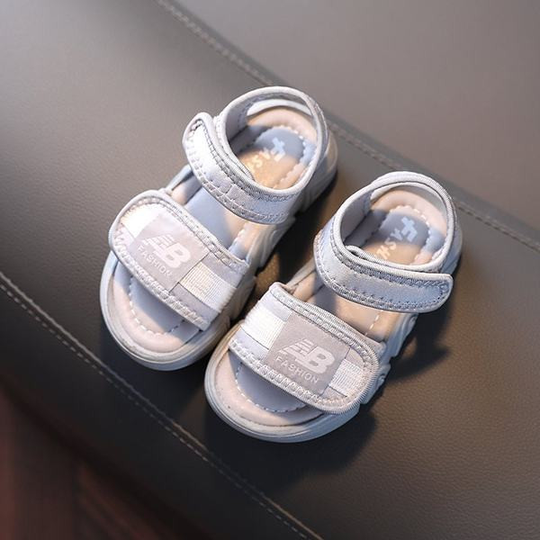 Vaikiškos laisvalaikio basutės su užrašais ir lipdukais - berniukams ir mergaitėms