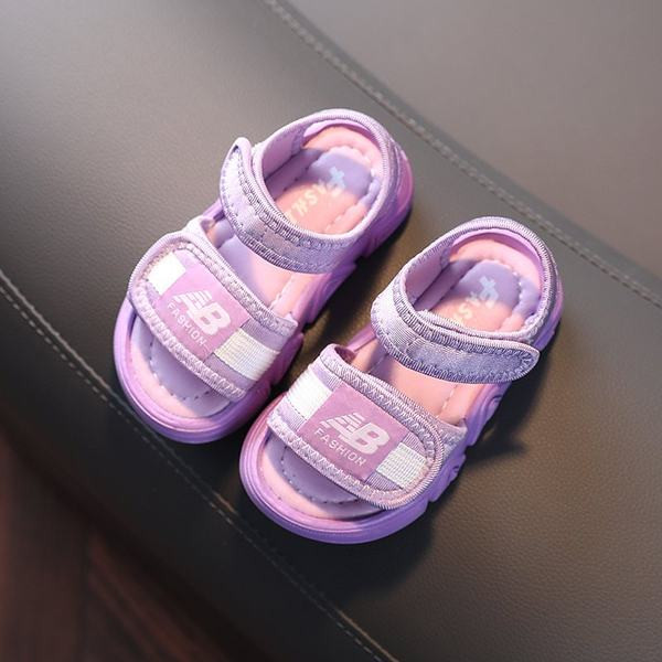 Vaikiškos laisvalaikio basutės su užrašais ir lipdukais - berniukams ir mergaitėms