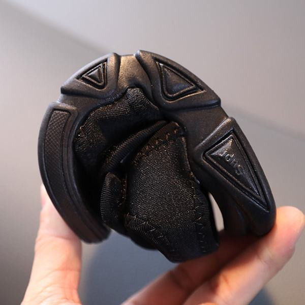 Vaikiškos laisvalaikio basutės su užrašais ir lipdukais - berniukams ir mergaitėms