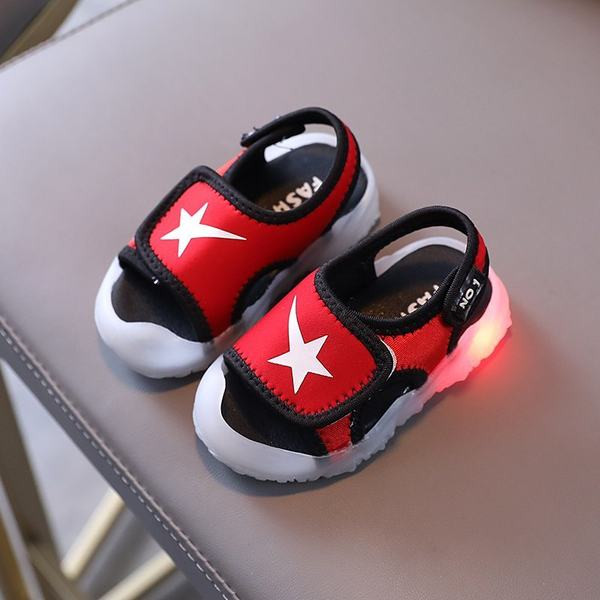 Gaismas bērnu sandales ar velcro