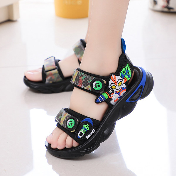 Šarene dječje sandale sa zakrpama i ravnim potplatom