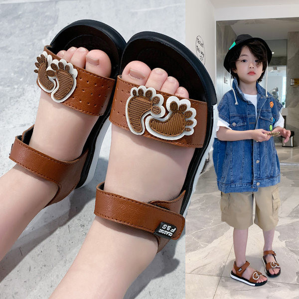 Dječje kožne sandale s ravnim potplatom i zakrpama