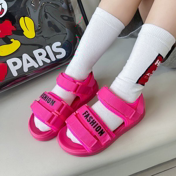 Παιδικά σανδάλια με επιγραφή και στερέωση velcro - για αγόρια και κορίτσια