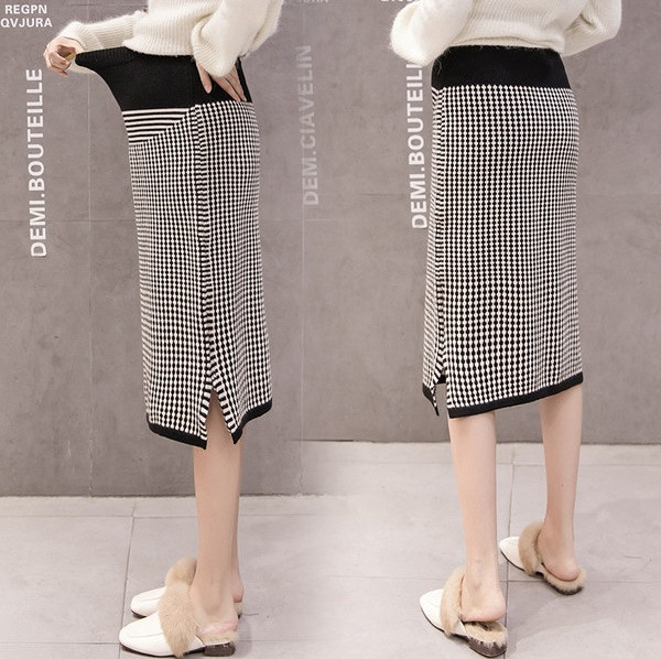 Κομψή γυναικεία ευθεία φούστα με καρό μοντέλο για έγκυες γυναίκες