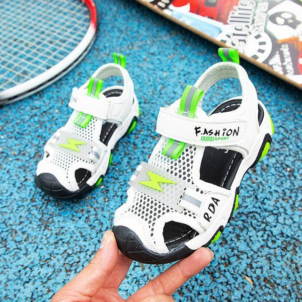 Dječje mrežaste sandale sa naljepnicom i natpisima