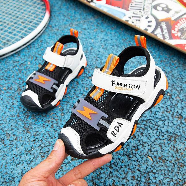 Dječje mrežaste sandale sa naljepnicom i natpisima