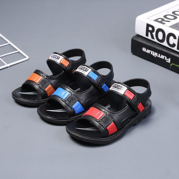 Gumene dječje sandale za dječake sa naljepnicama pogodne za plažu