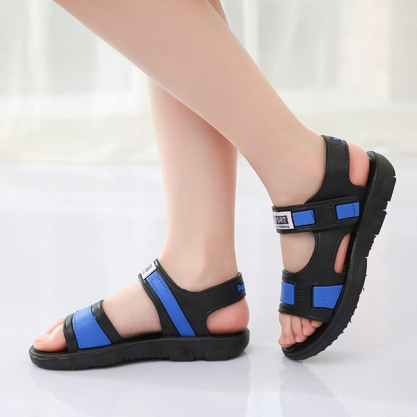 Gumene dječje sandale za dječake sa naljepnicama pogodne za plažu