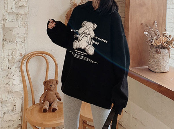 Šiuolaikinė moteriška palaidinė su gobtuvu nėščiosioms