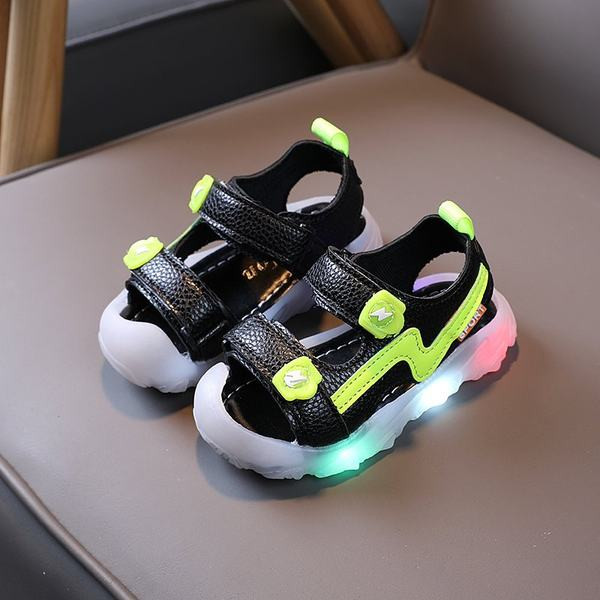 Παιδικά φωτεινά σανδάλια για αγόρια με στερέωση velcro