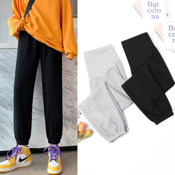 Σπορ γυναικεία φόρμα απλό μοντέλο για έγκυες γυναίκες