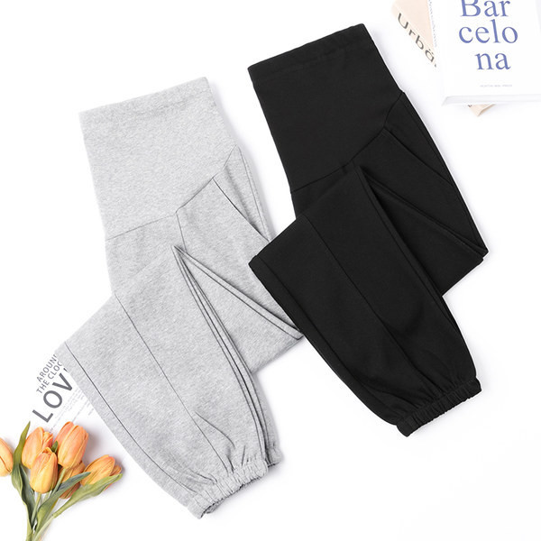 Σπορ γυναικεία φόρμα απλό μοντέλο για έγκυες γυναίκες